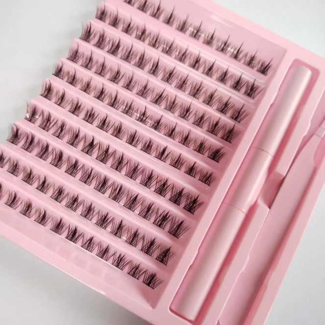 Opgrader dit look med vores Superior Segment Eyelash Extensions