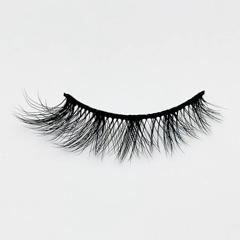 7 par Wispy Cat Eye Strip Lashes Pack